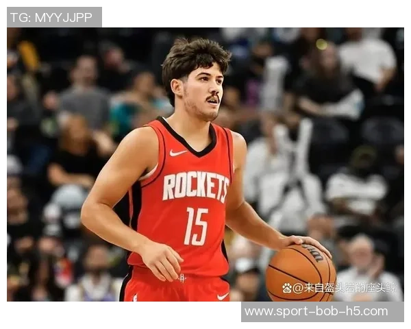 美媒评论杨瀚森受欢迎程度前所未见球场表现与人气成反差 美媒评论杨瀚森受欢迎程度前所未见球场表现与人气成反差