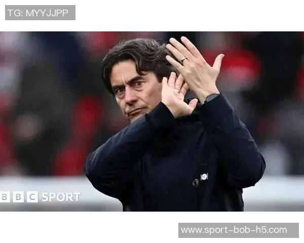 弗兰克谈执教热刺的挑战与球队顶尖定位球技术的自信